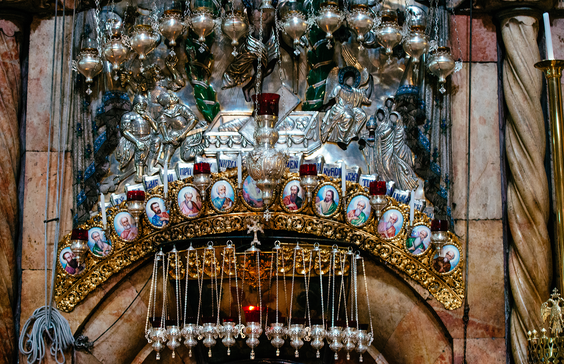 Inside Tomb Jesus