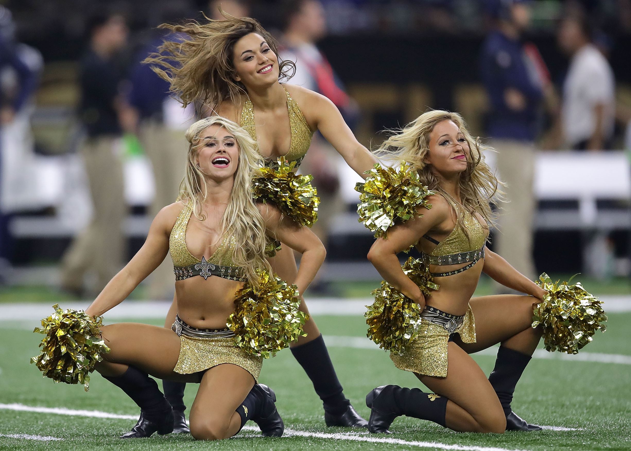 Cheerleaders from around world