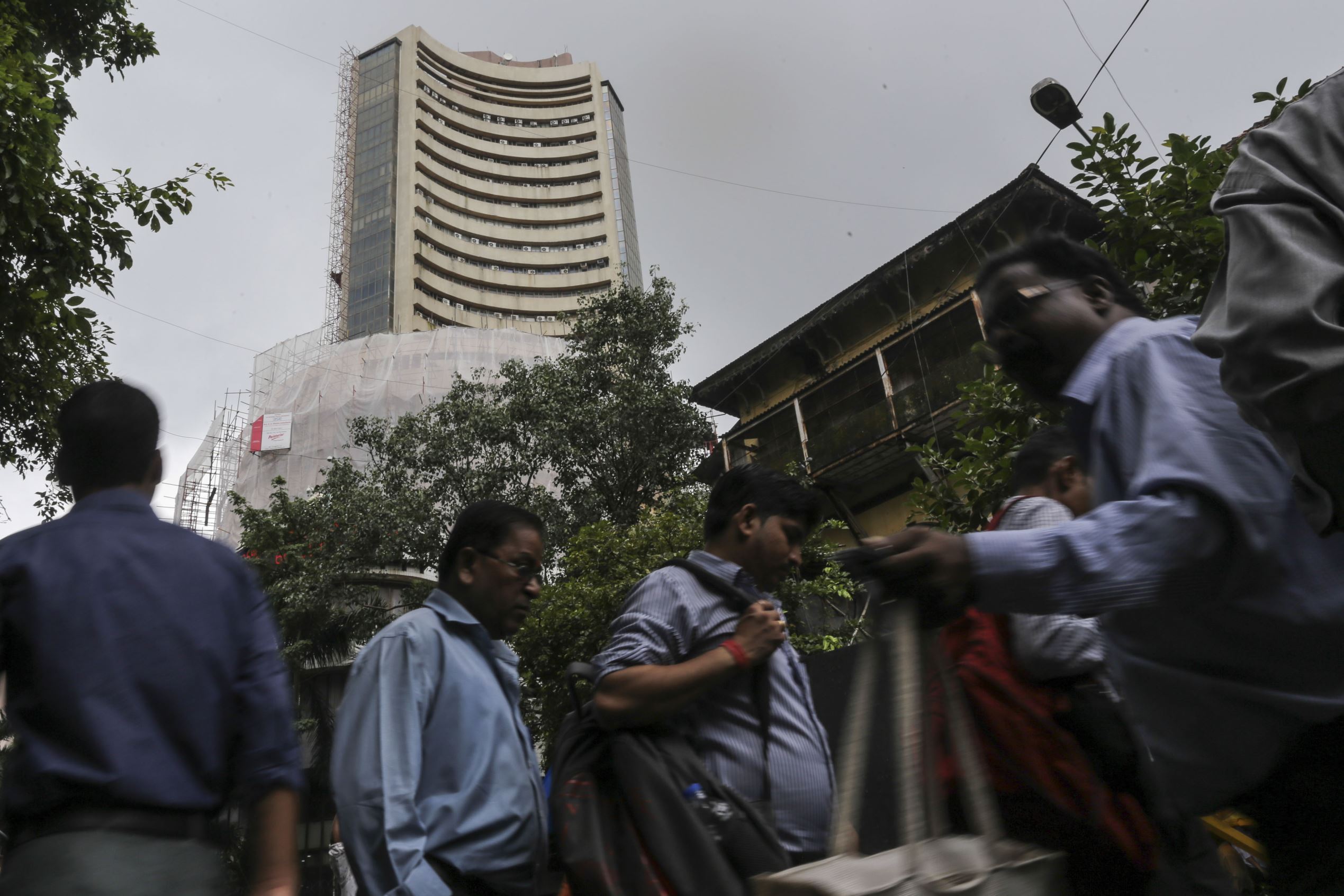 closing: Sensex ends points lower