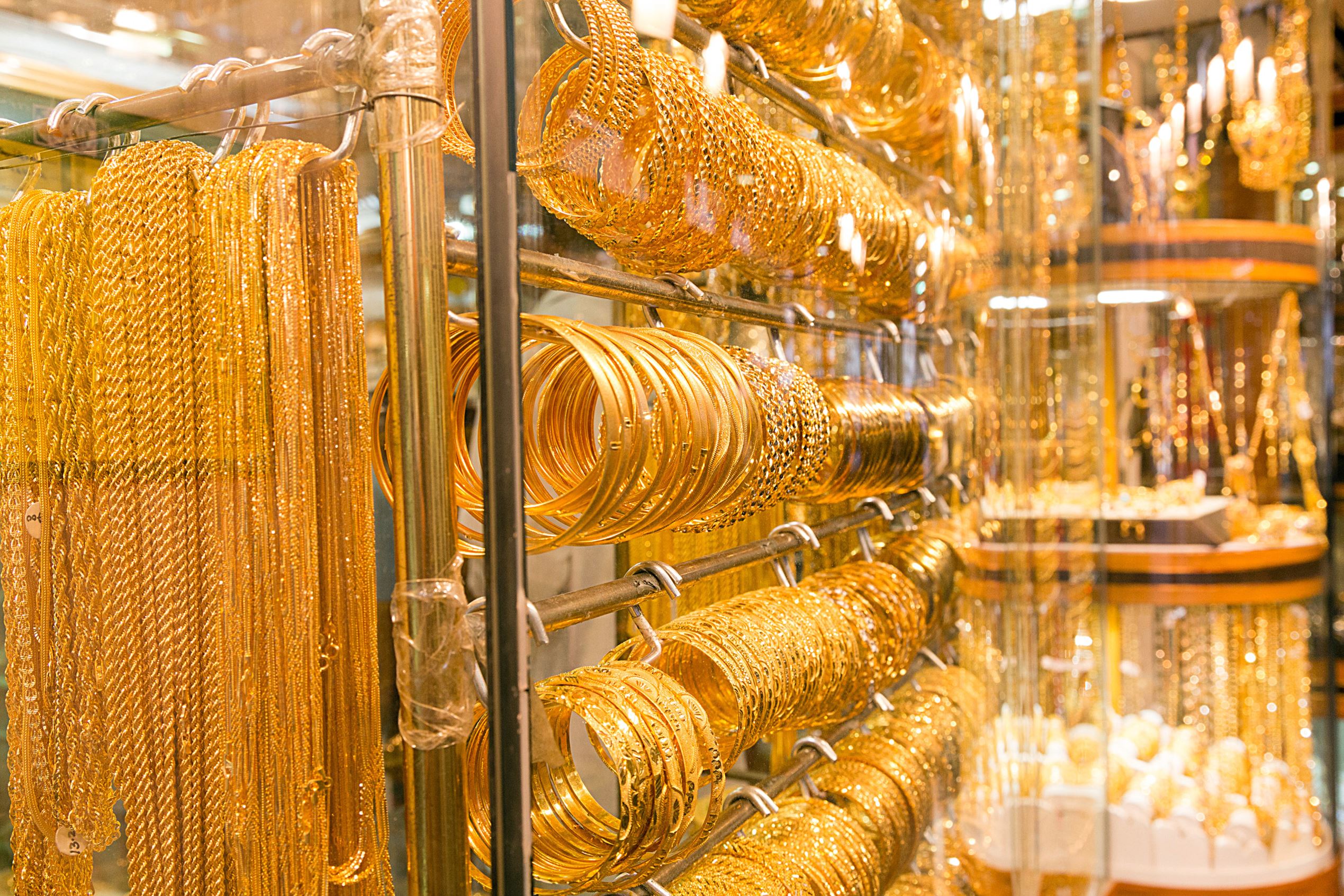 Gold prices rise again