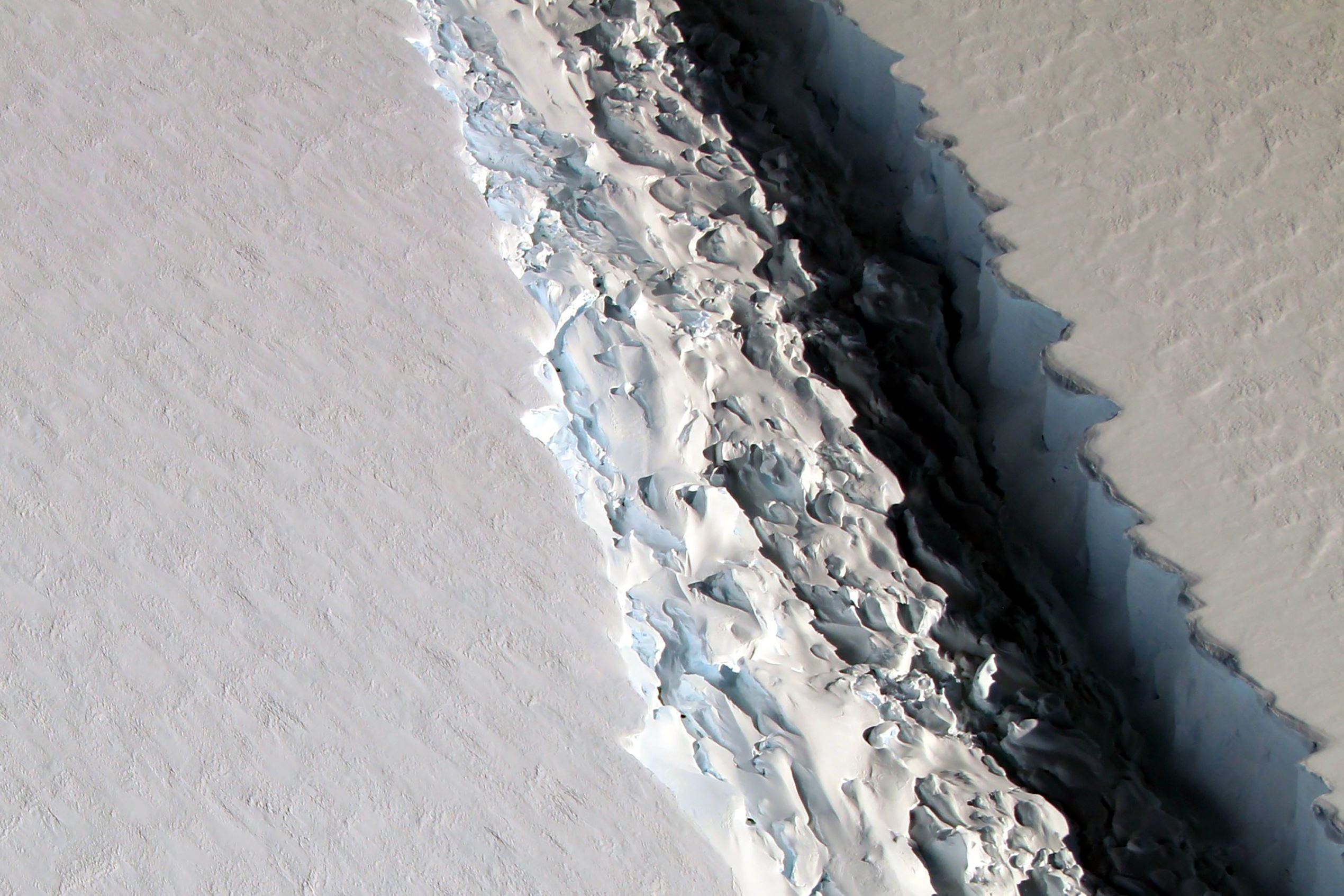 More Antarctic break off, it’s