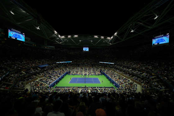 NEW YORK, NY - SEPTEMBER 01:  Andy Murray of Great Britain serves against Nick Kyrgios of Australia during their Men's Singles First Round match in Arthur Ashe Stadium on day two of the 2015 U.S. Open at the USTA Billie Jean King National Tennis Center o