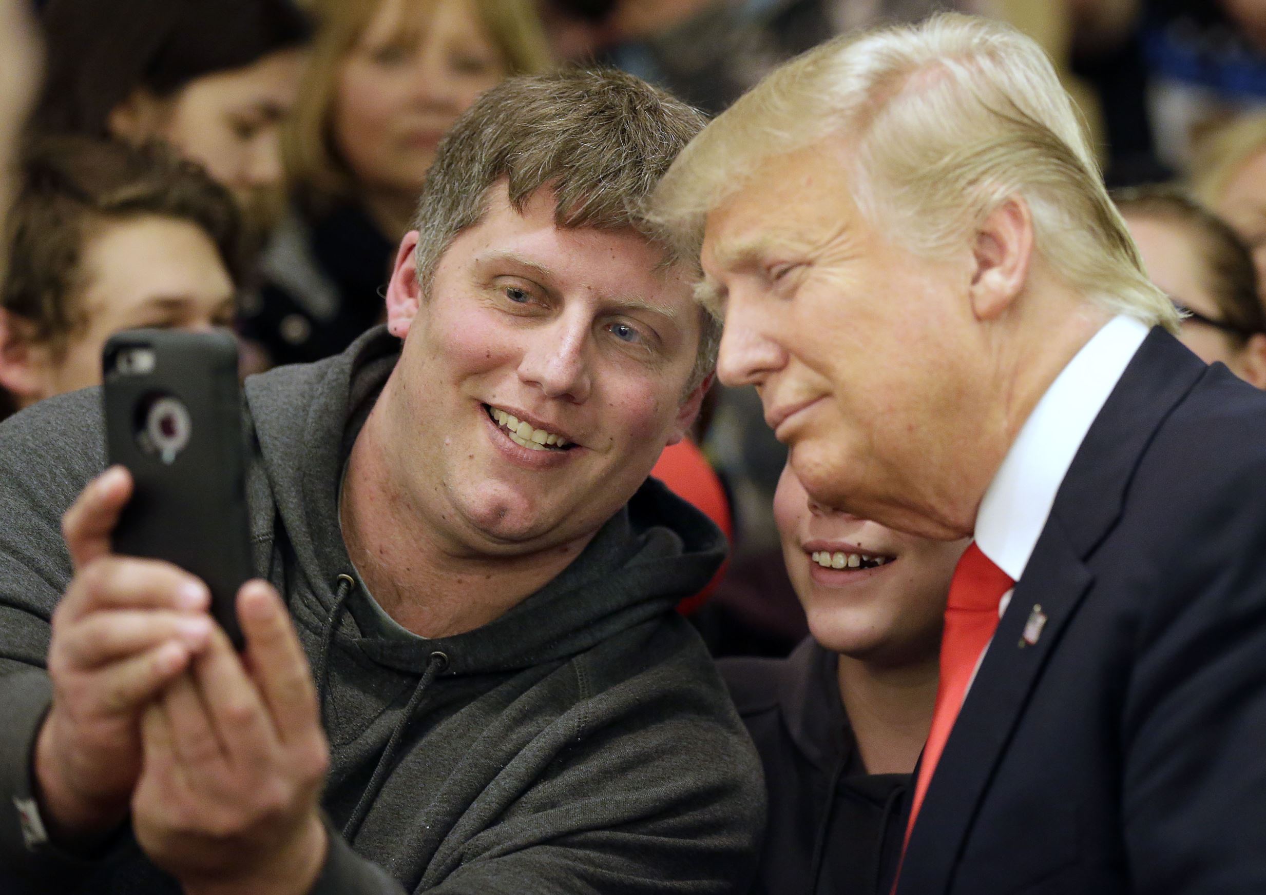 Political selfies 2016