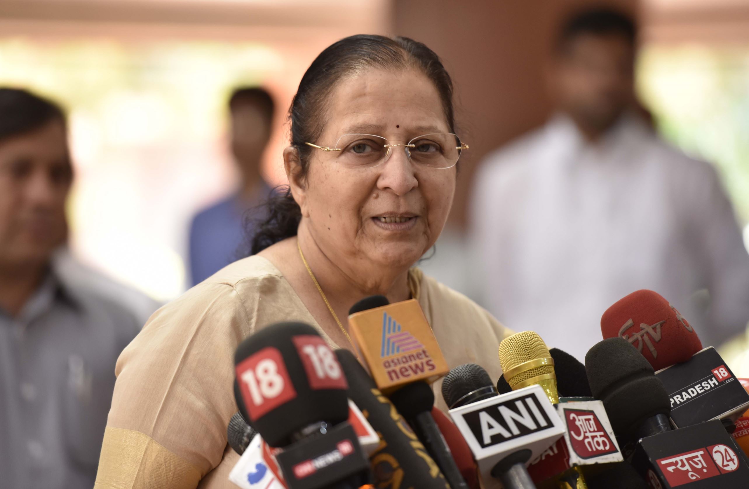 Speaker â€˜deeply hurtâ€™ Cong