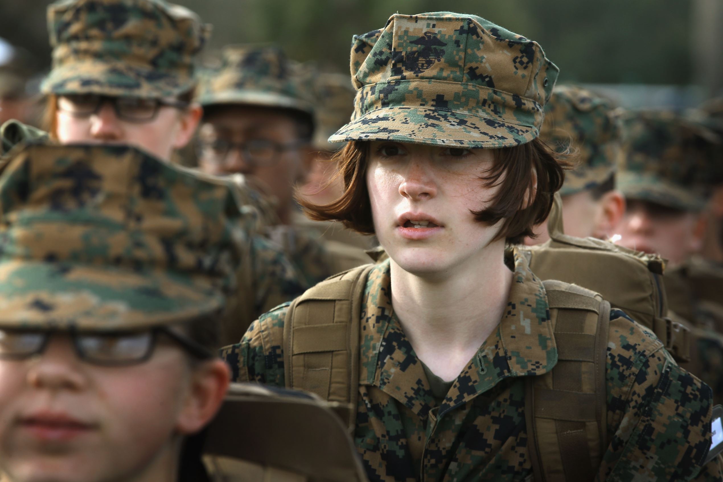 Female soldiers around world