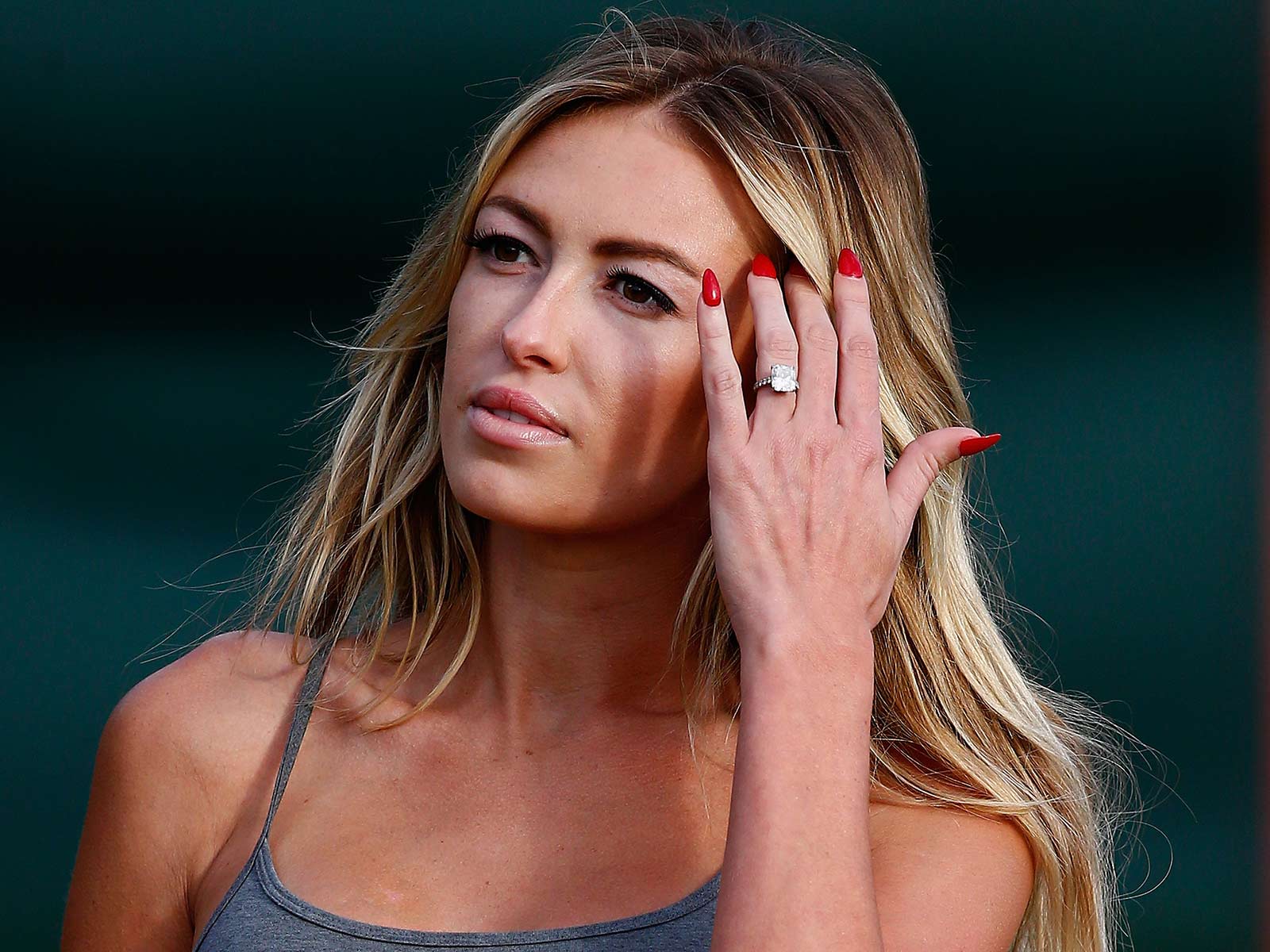 Paulina Gretzky welcomes baby. sweet