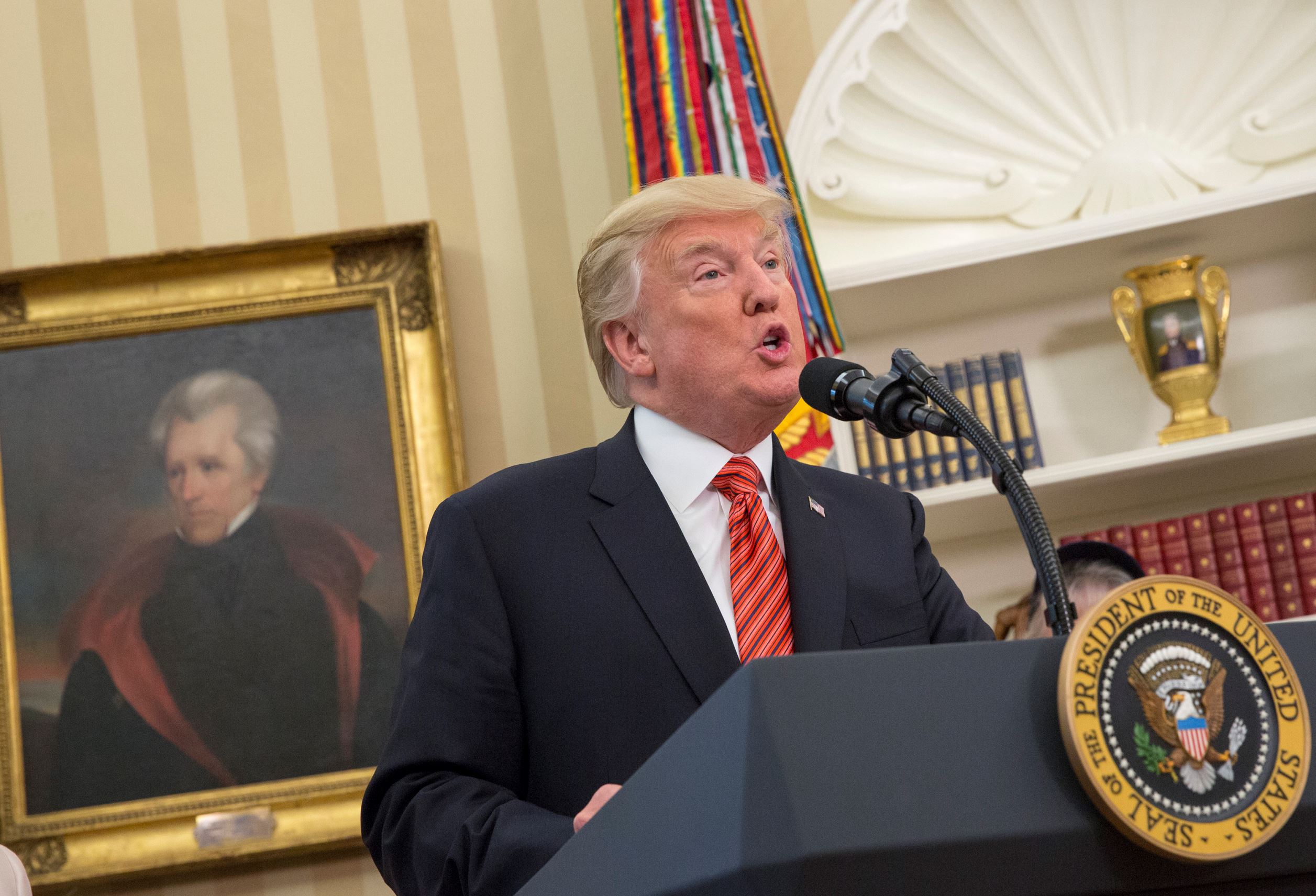 Trump fires volley angry tweets