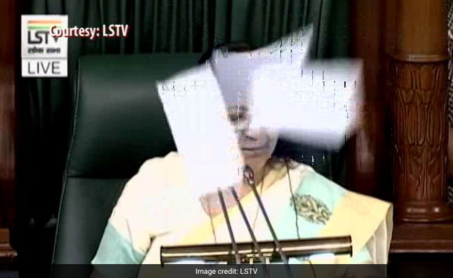 Cong suspended from Sabha throwing