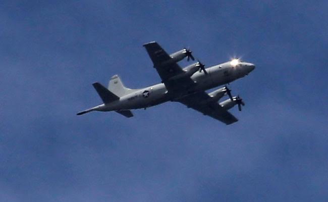 Chinese jets intercept plane