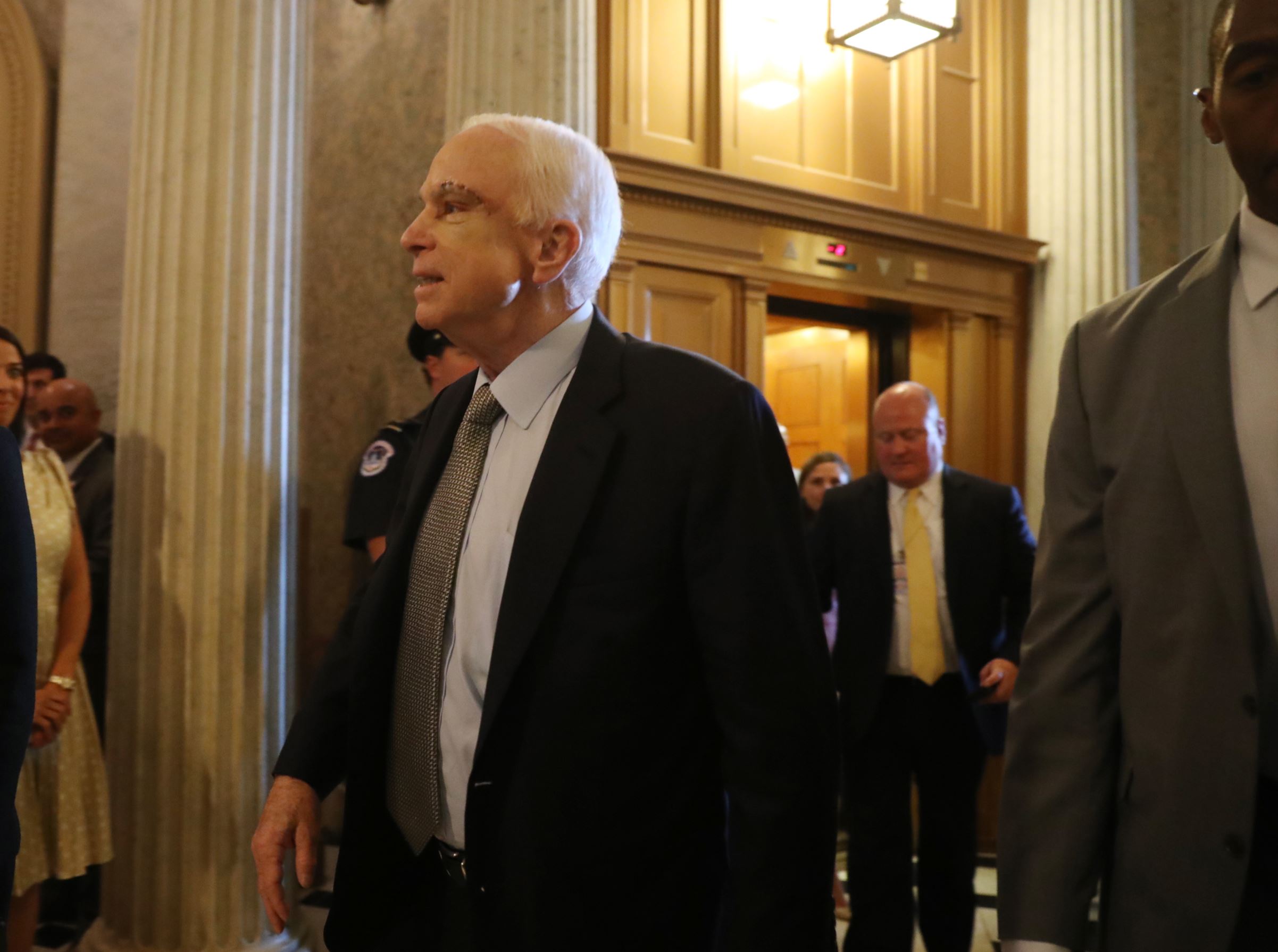 hair, U.S. Senate votes debate