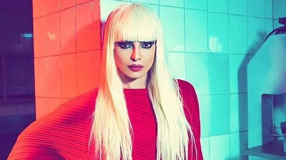 Priyanka Chopra goes blonde