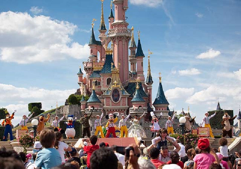 wanted Disneyland bench wife this
