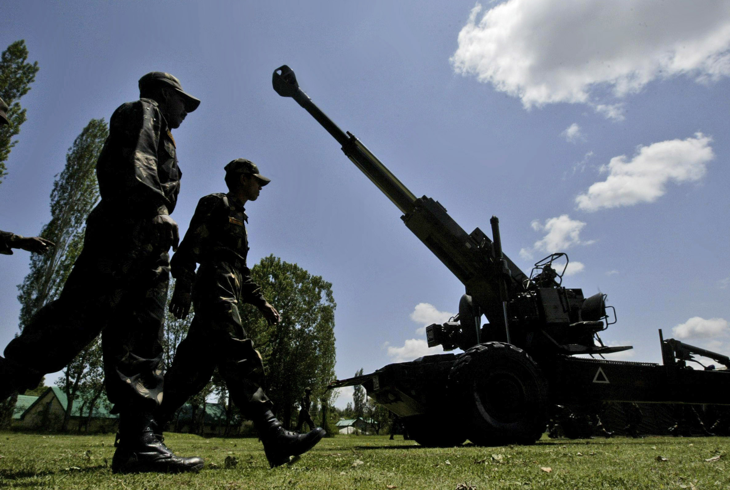 'Fake Chinese spares indigenised Bofors