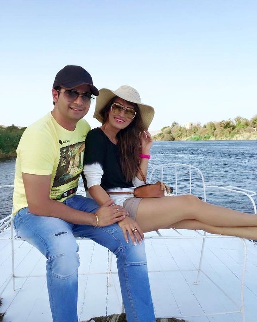 pics: Karan-Nisha make most romantic