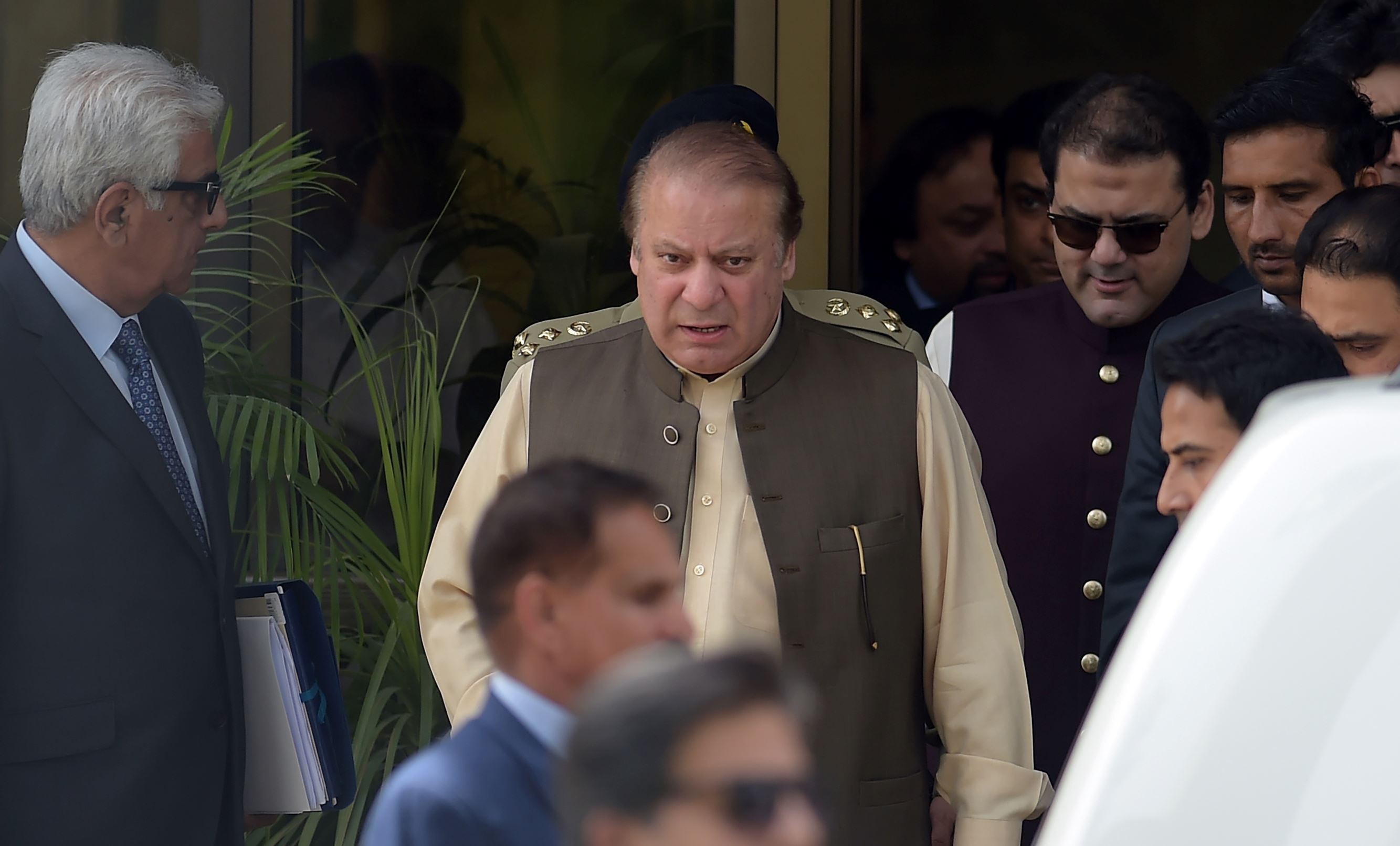 Sharifâ€™s exit means chaos Pak?