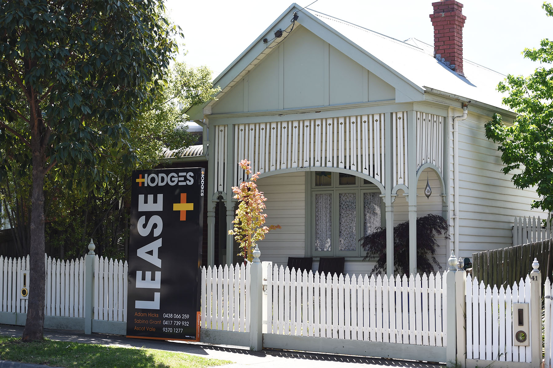 Melbourne leads Aussie house prices
