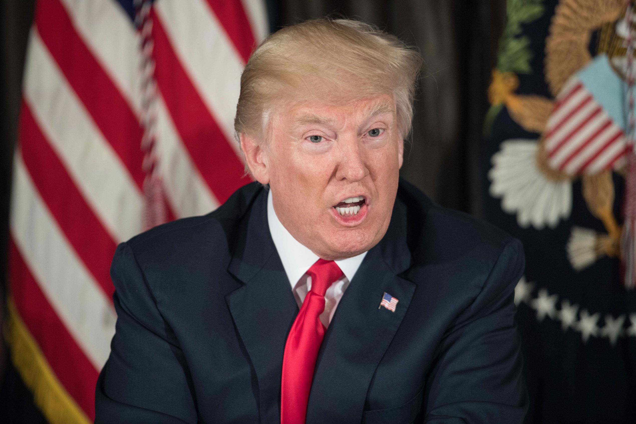 Trump opioid panel wants drug courts, training for doctors