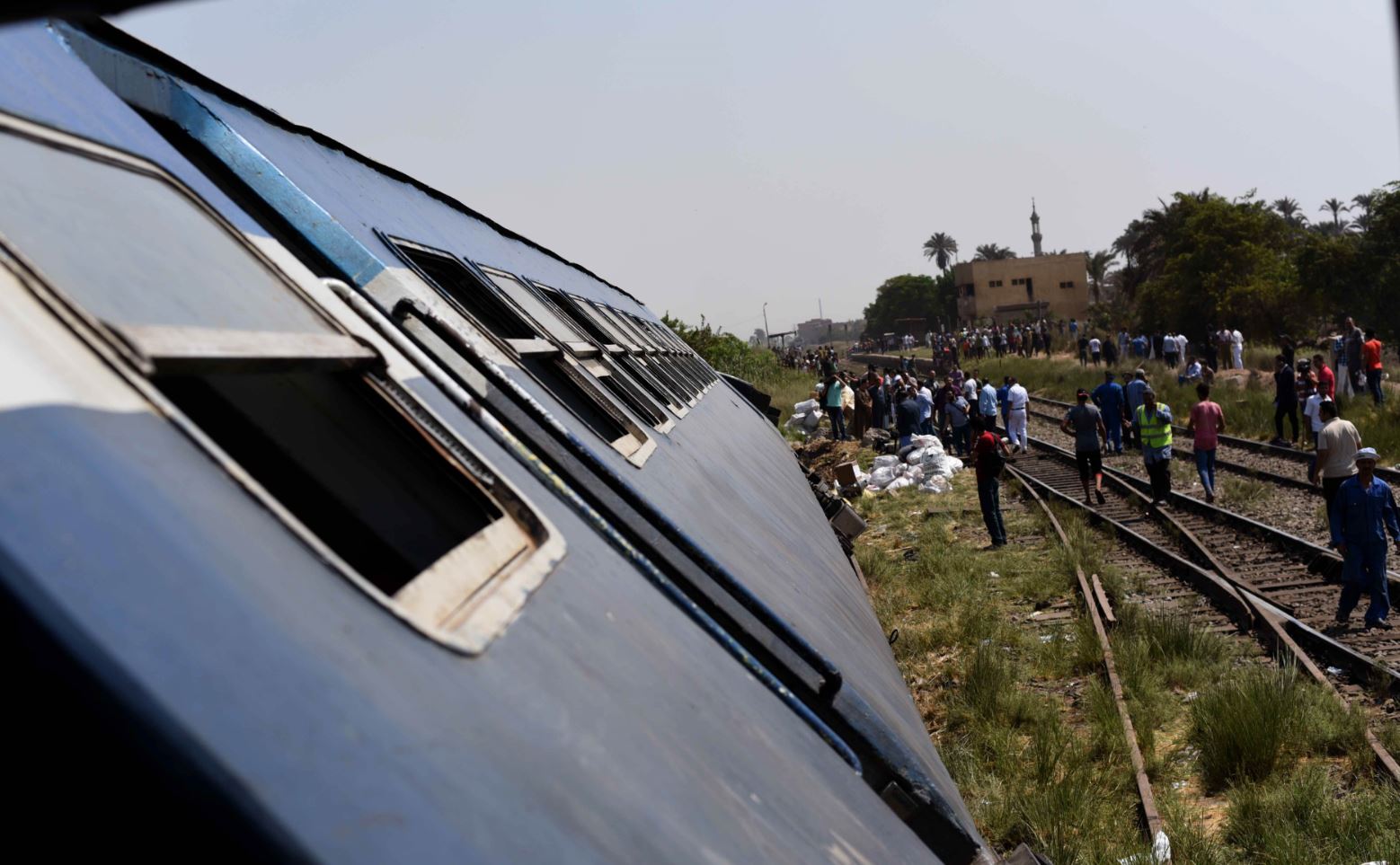 الشريحة 10 من 22