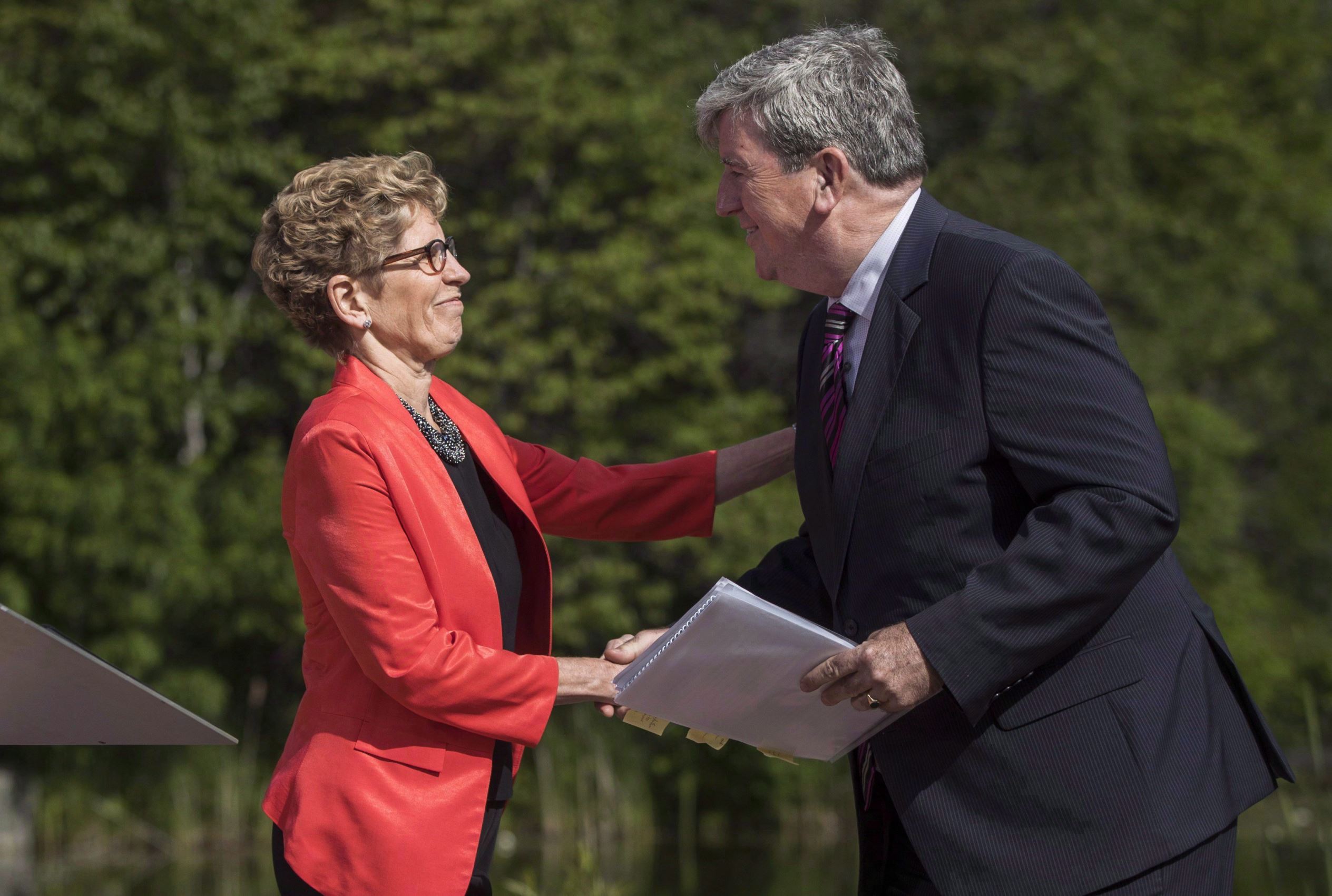 Ontario's Wynne shuffles cabinet after