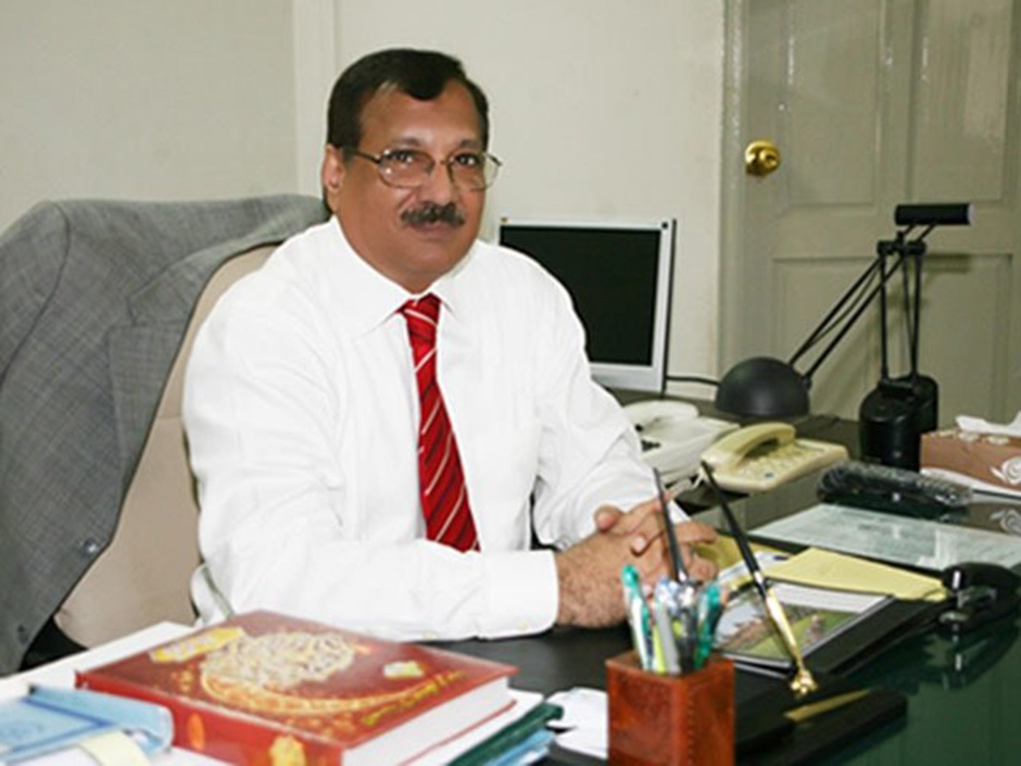 Ex-auditor general Pakistan jailed concealing