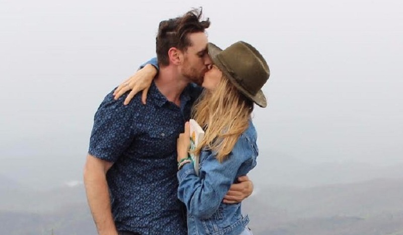 quitting travel with girlfriend changed