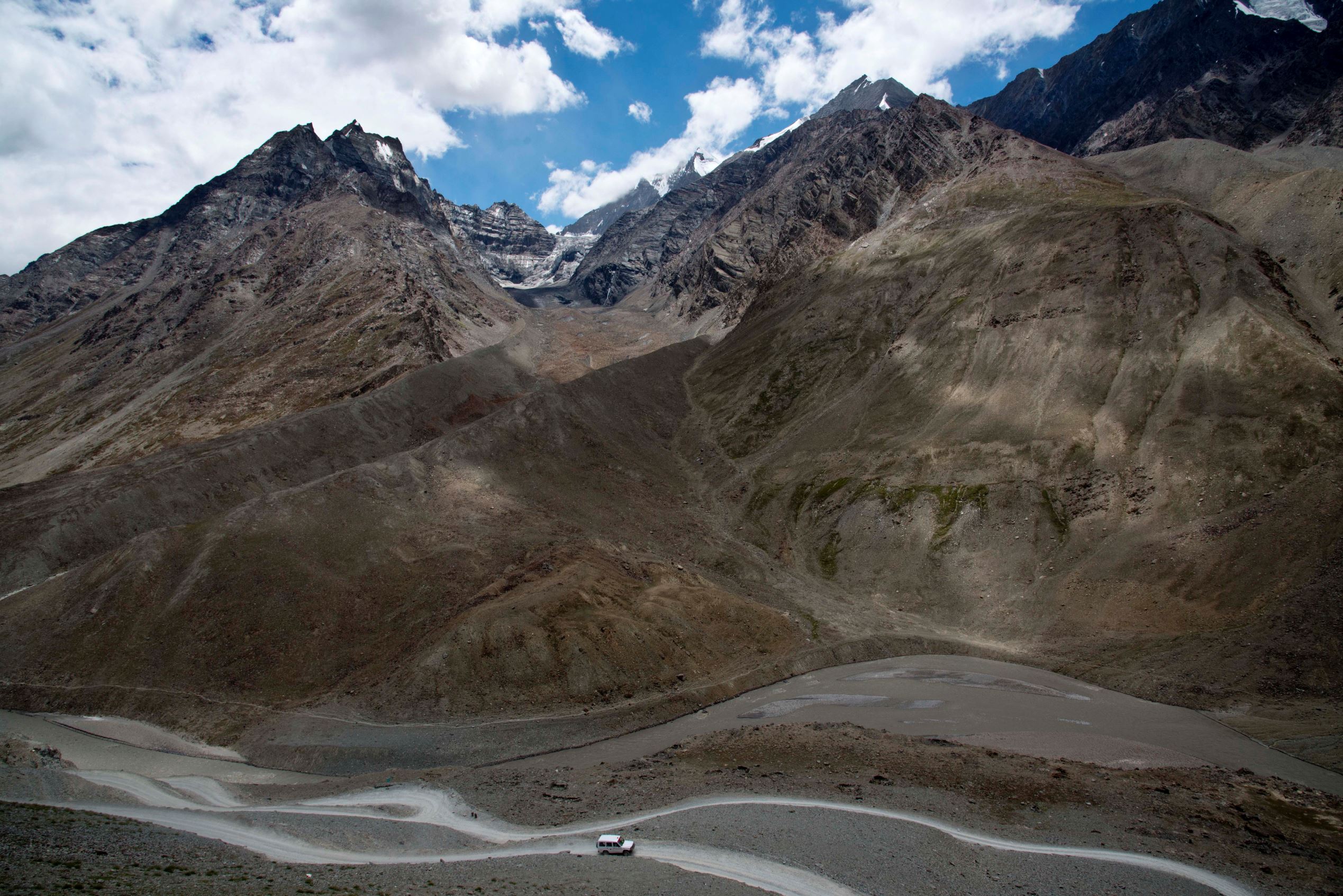 World's 'highest' village runs warming