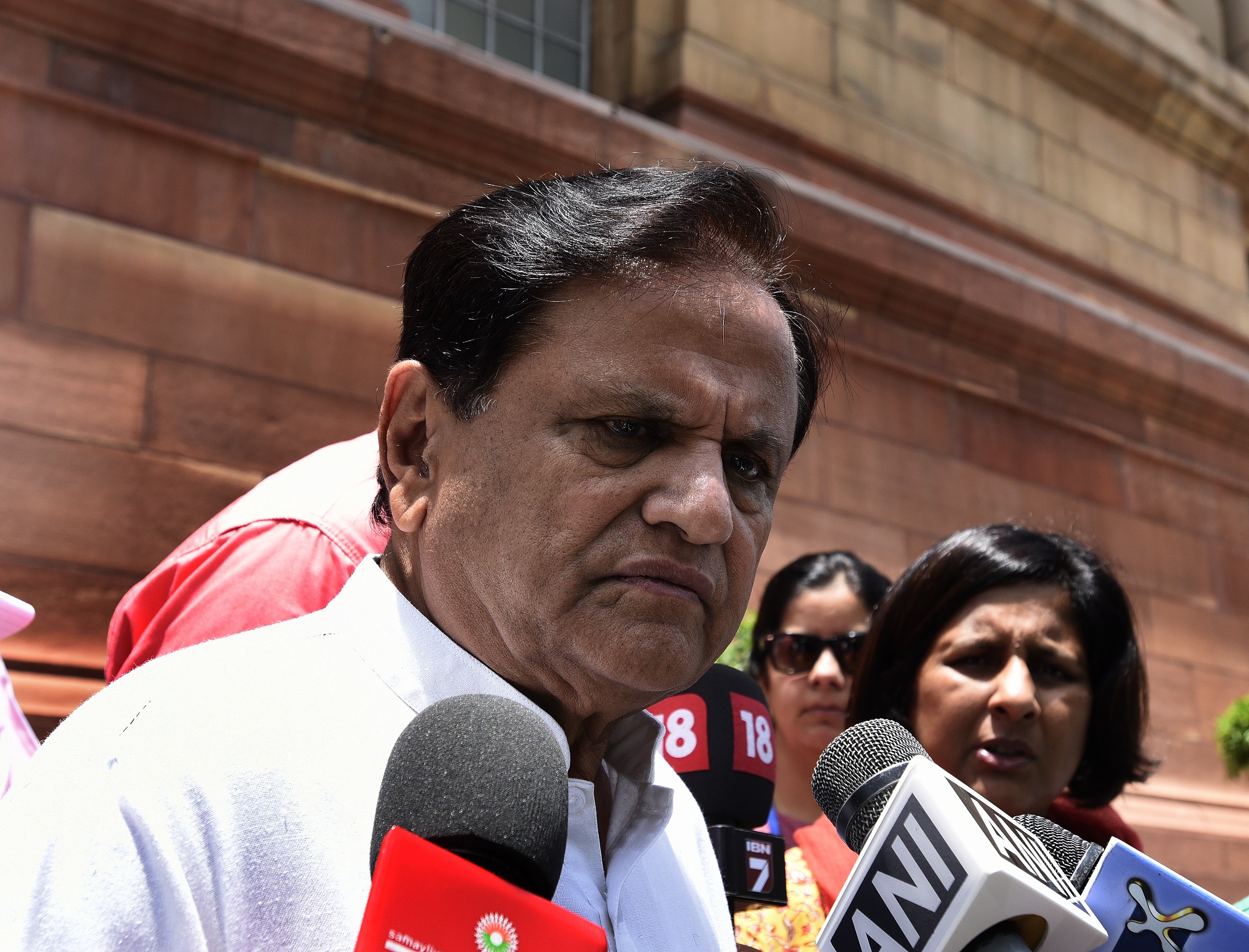 Bengaluru raids: Congress alleges witch-hunt