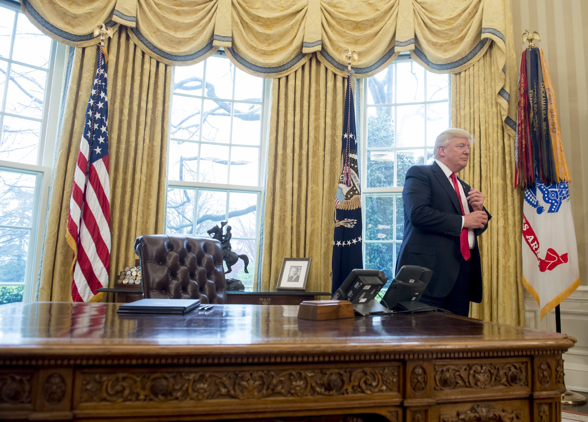 Take tour inside White House