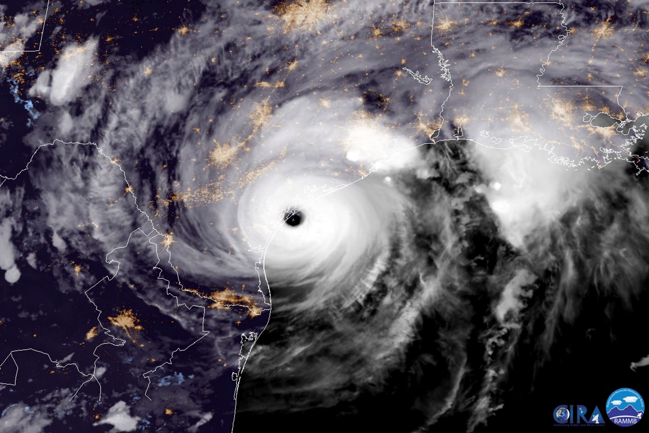 Hurricane Harvey makes landfall Texas
