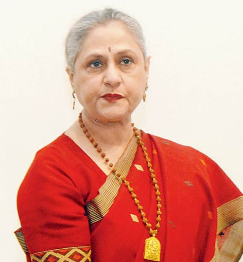 Jaya gets angry Esha's function