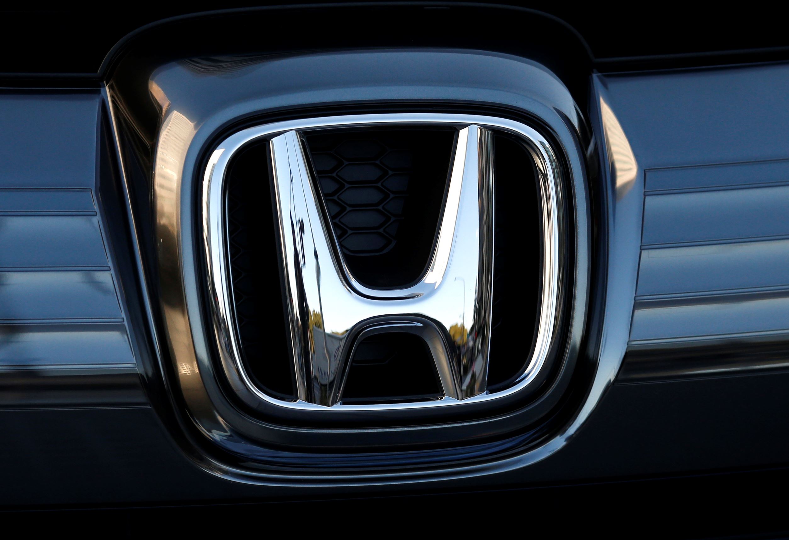 Honda patents roof, interior design