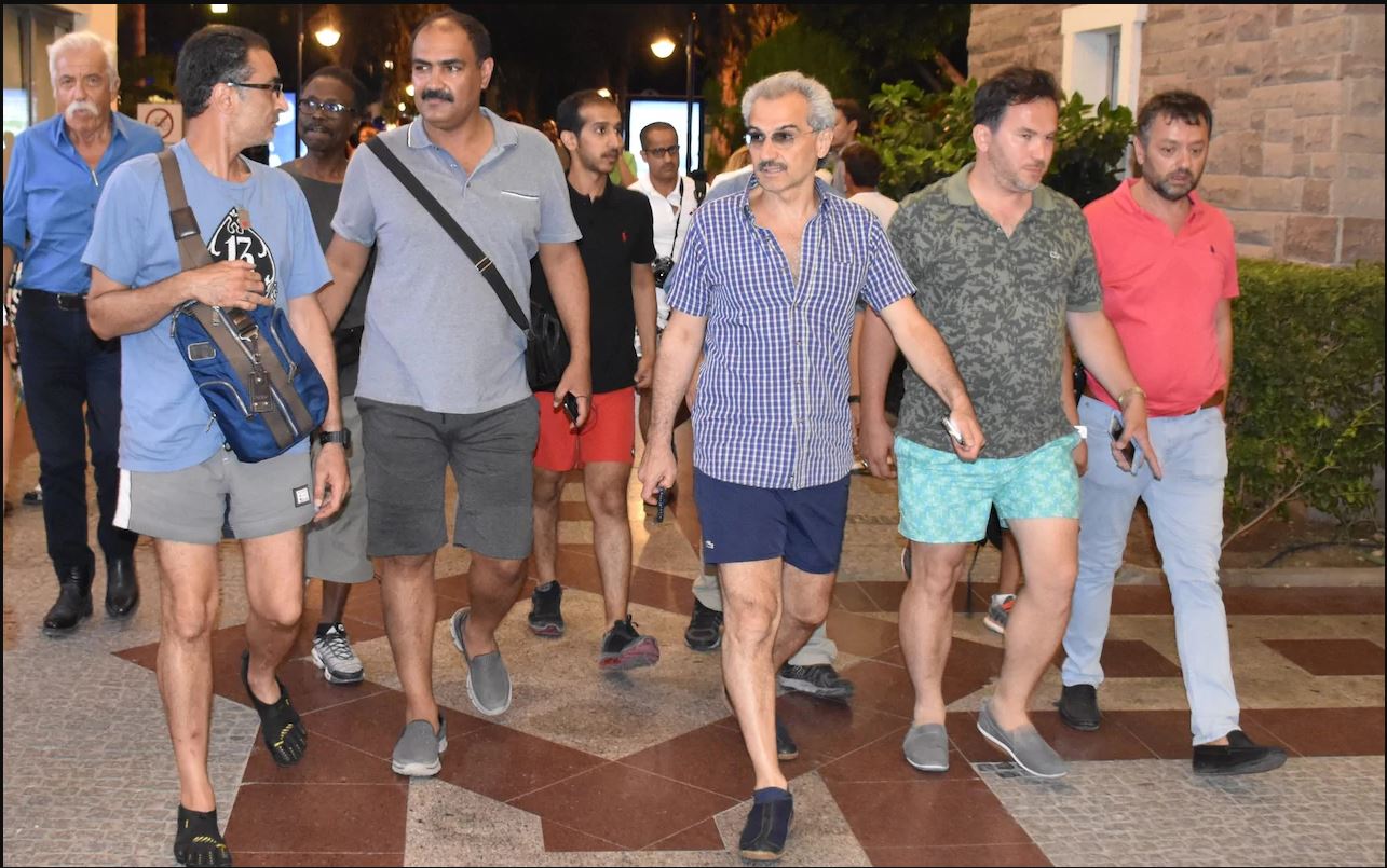 Royal 'spends 3million' week holiday