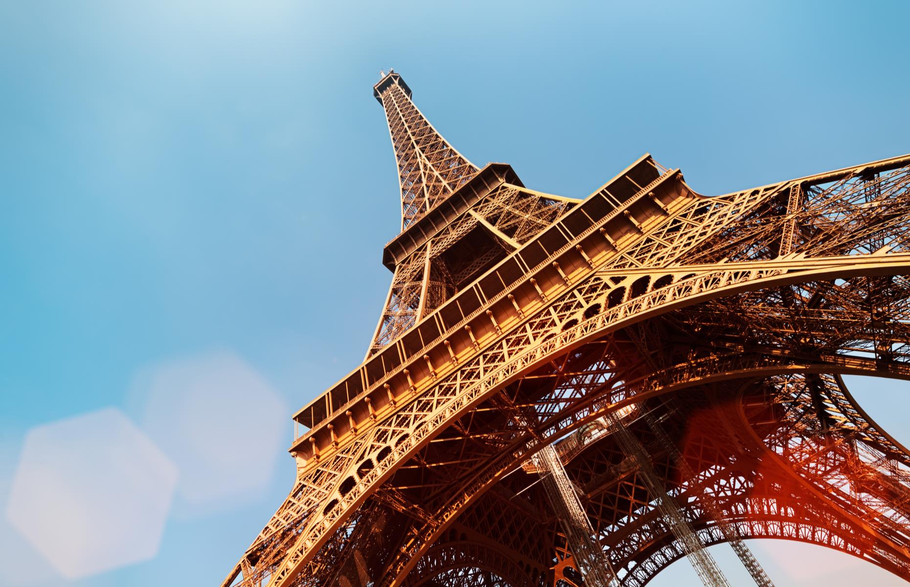 world's smoothest even sold Eiffel