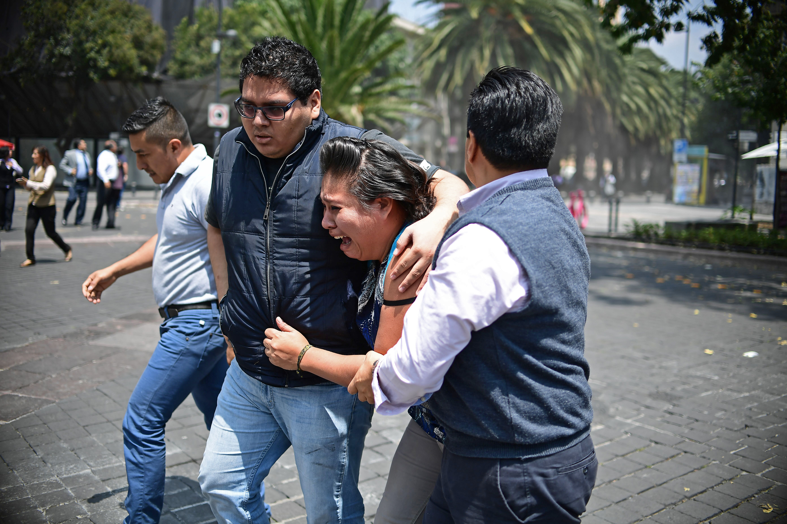 Powerful earthquake hits Mexico City