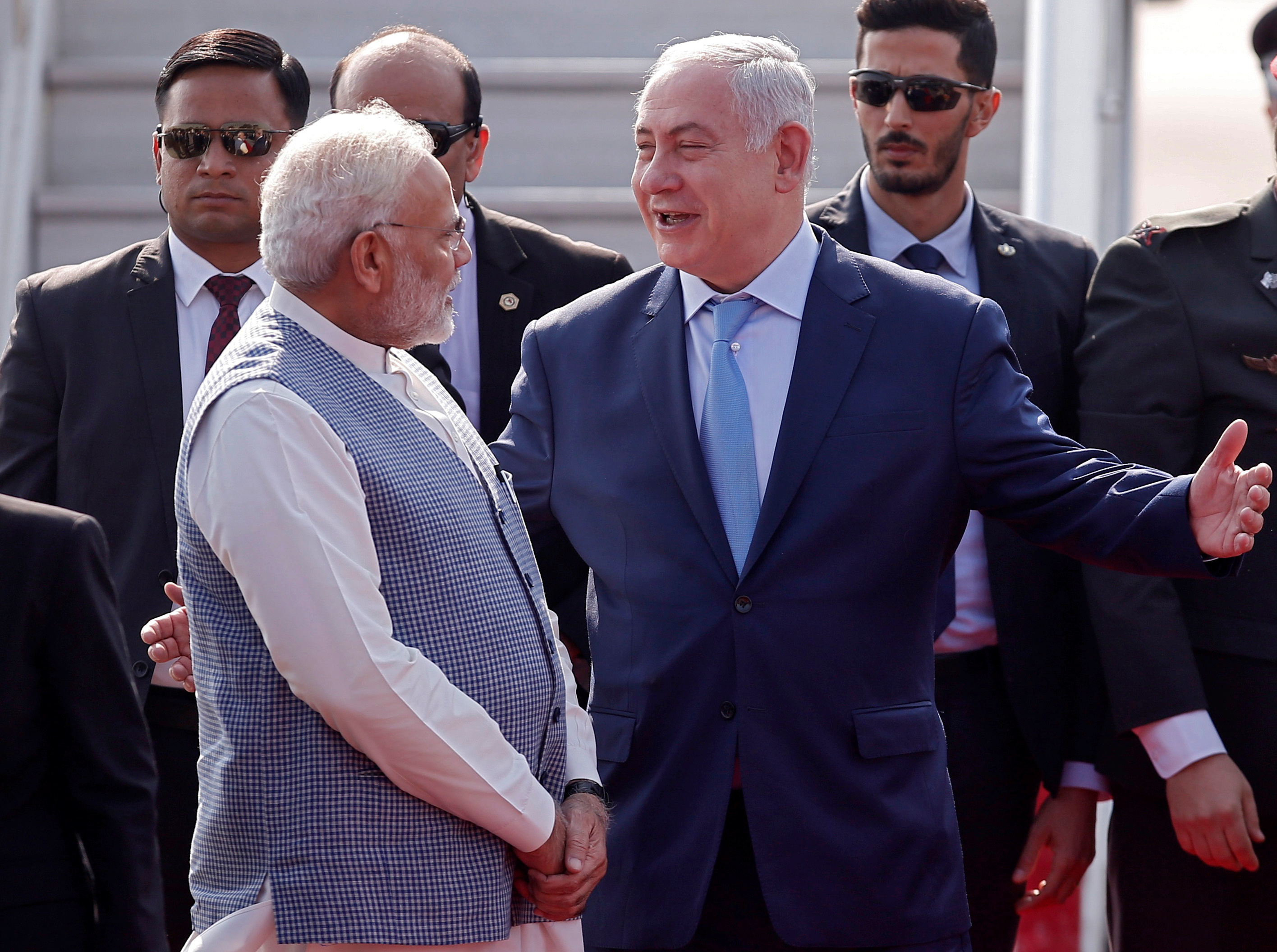 Israel seek vote behind