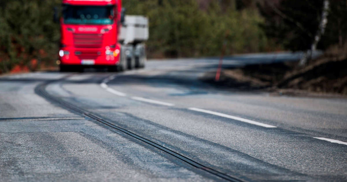 World's first electrified road for charging vehicles opens in Sweden