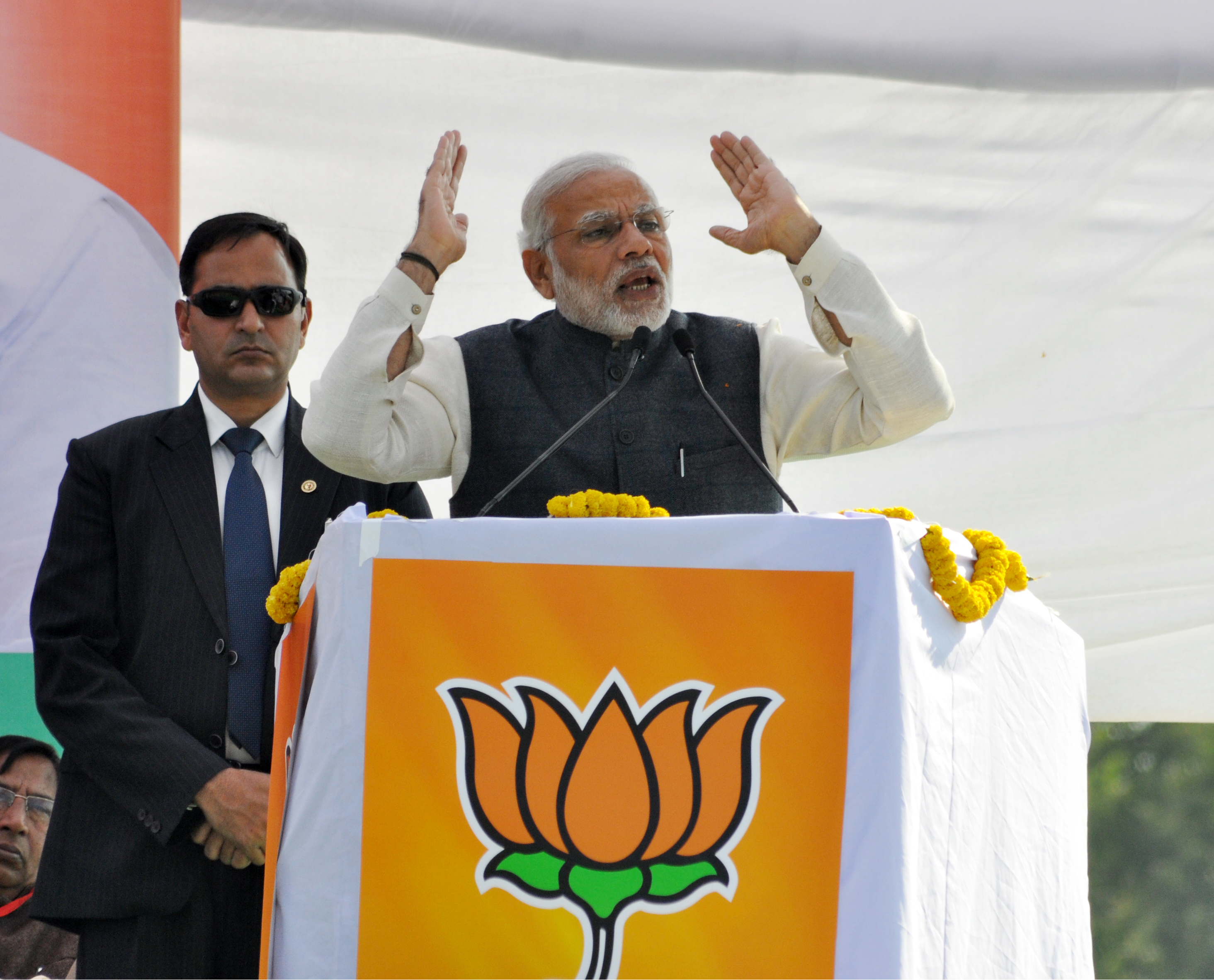 Modi attacks Congress celebrating Tipu