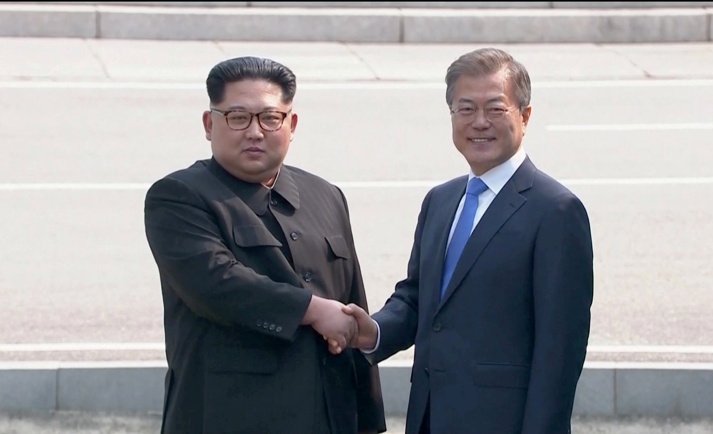 Jong crosses into South Korea