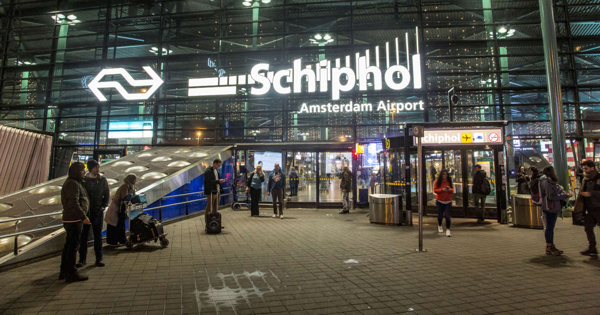 Power outage disrupts Amsterdam's Schiphol airport