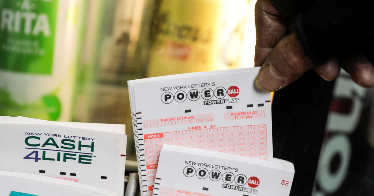 Lawyer for trust claims $457 million Powerball ticket