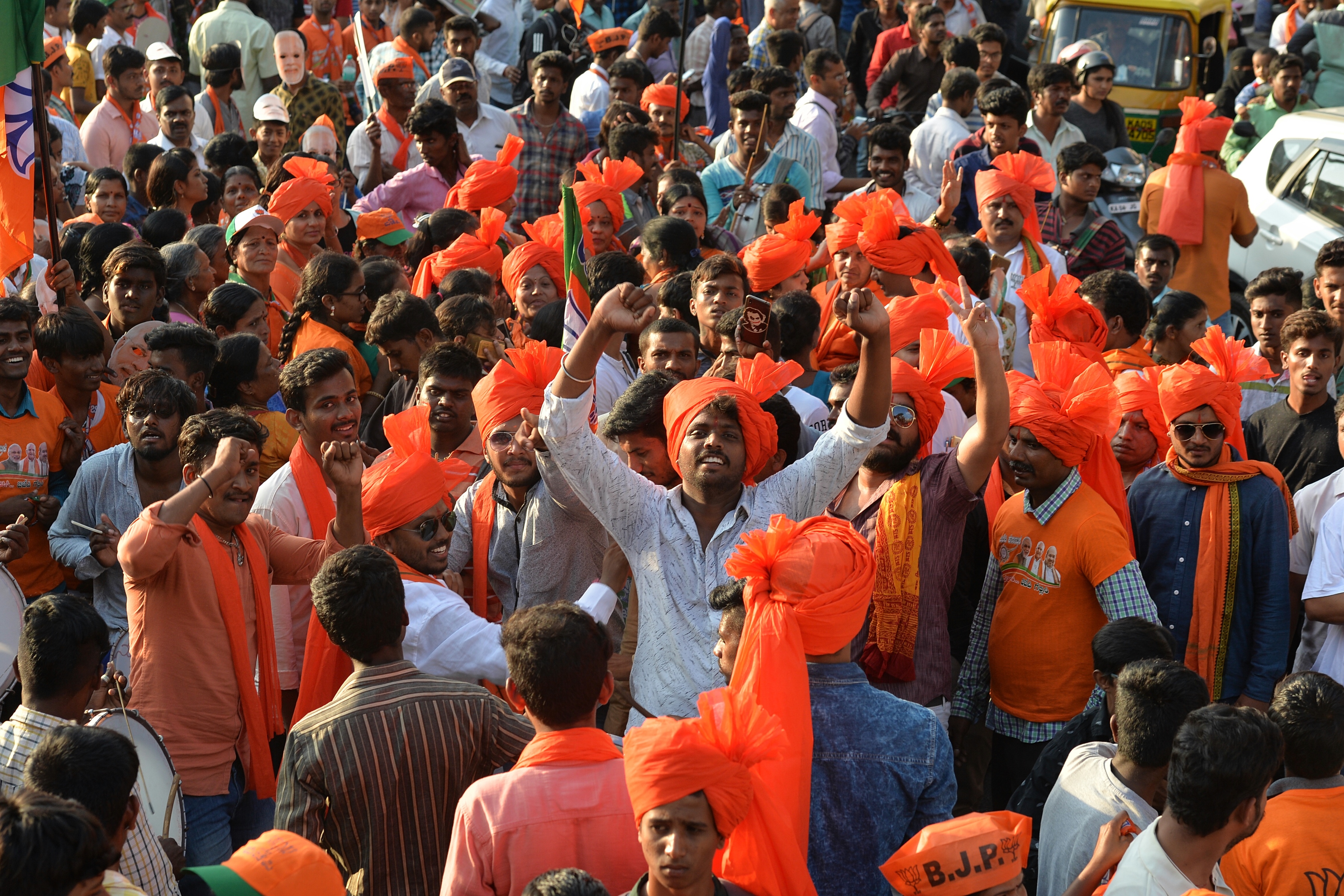 Exit polls: Hung house K'taka
