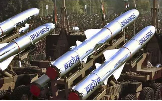 India test fires BrahMos cruise