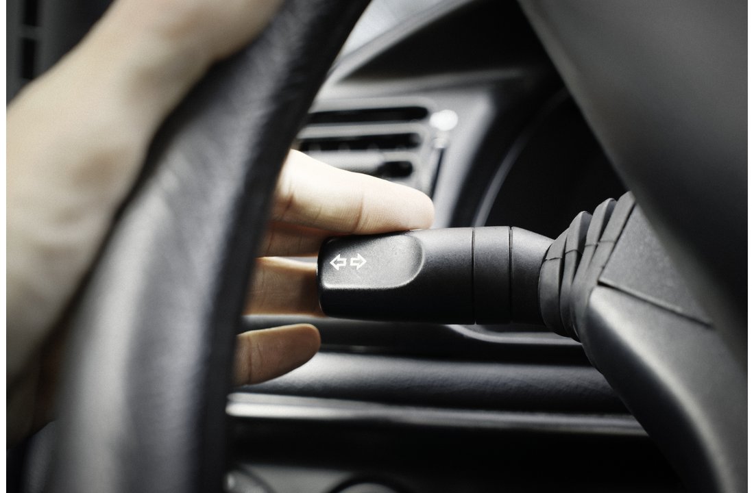 mistakes you're making while driving