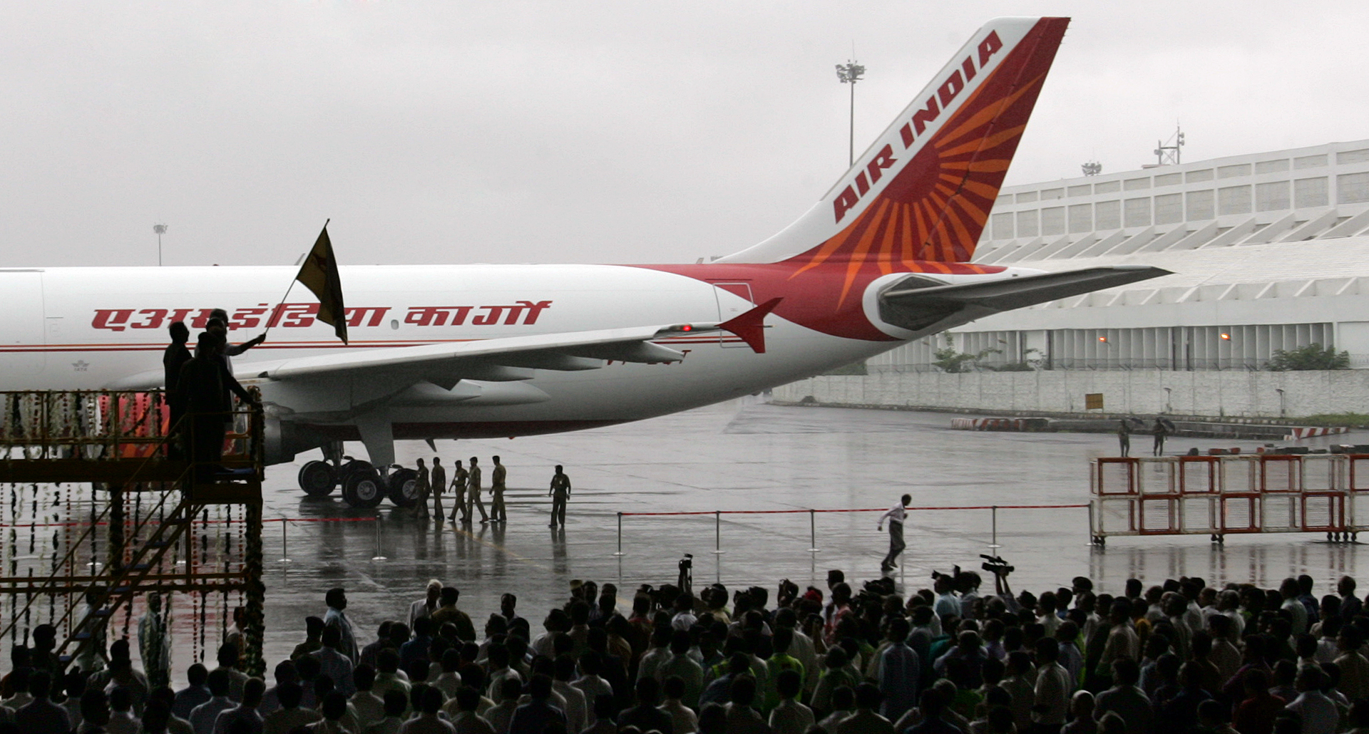 Airhostess alleges harassment