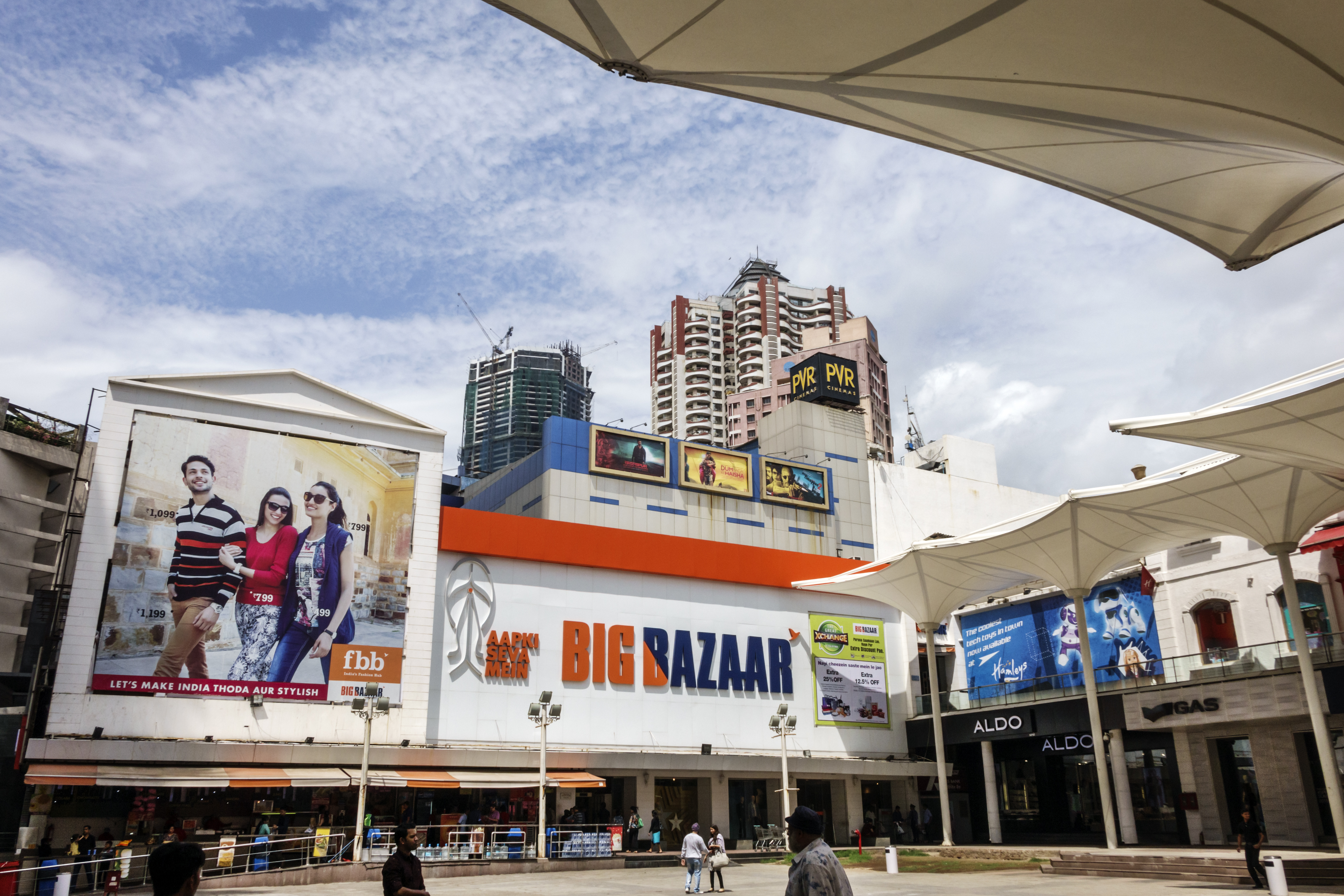 Future Group plans alliances, eyes