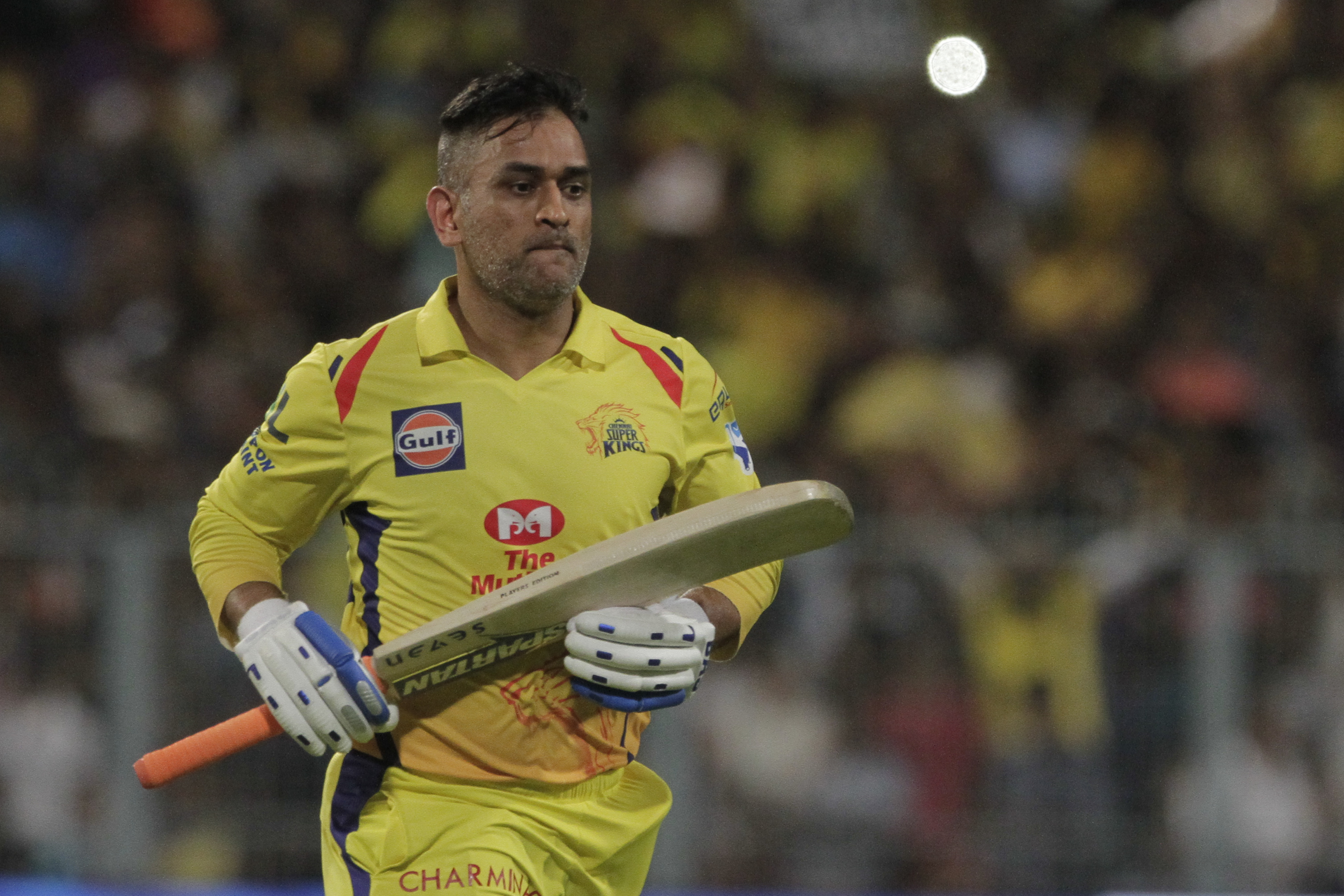Dhoni, Pant make statement 2018