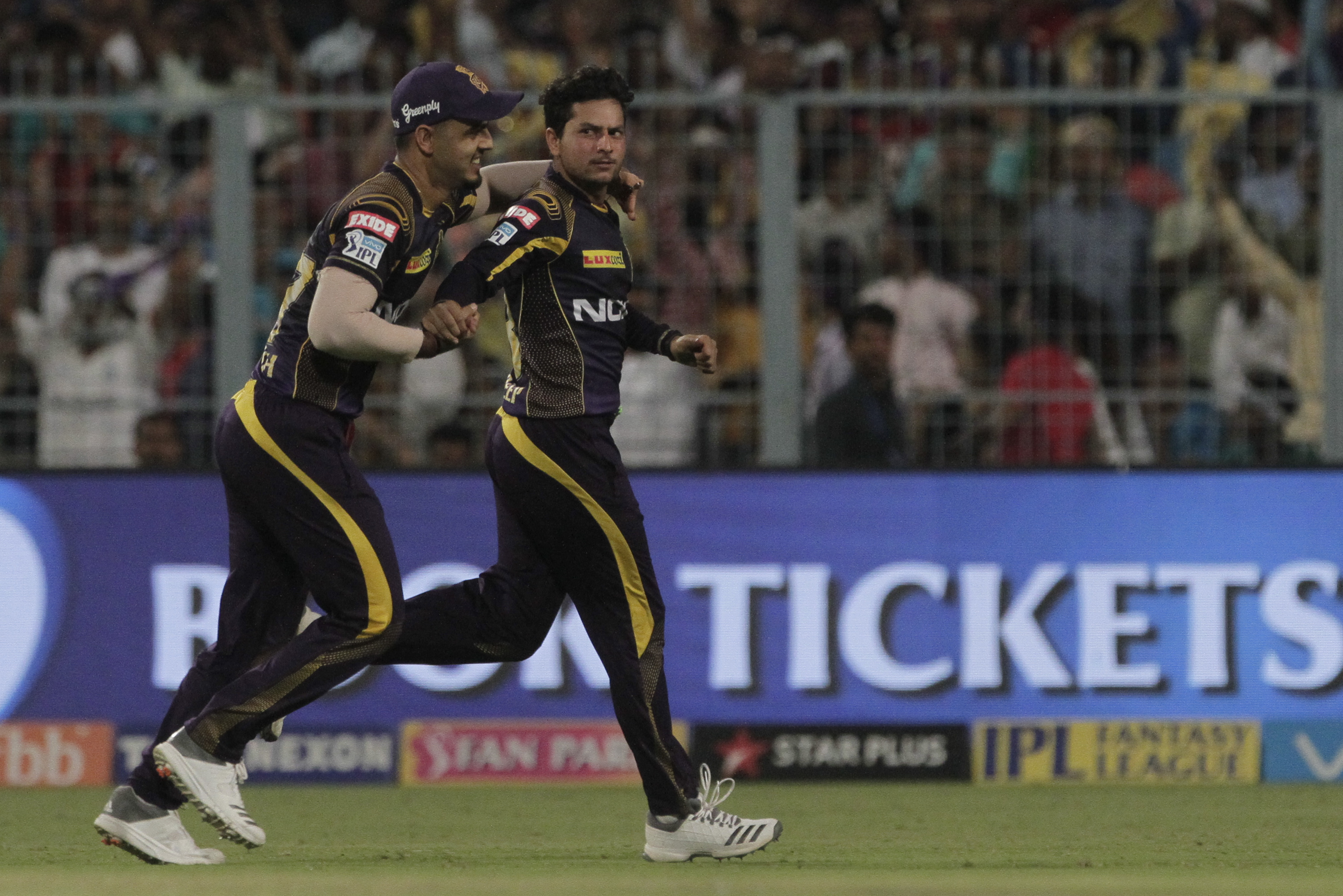 Kuldeep befuddles Royals & Narine