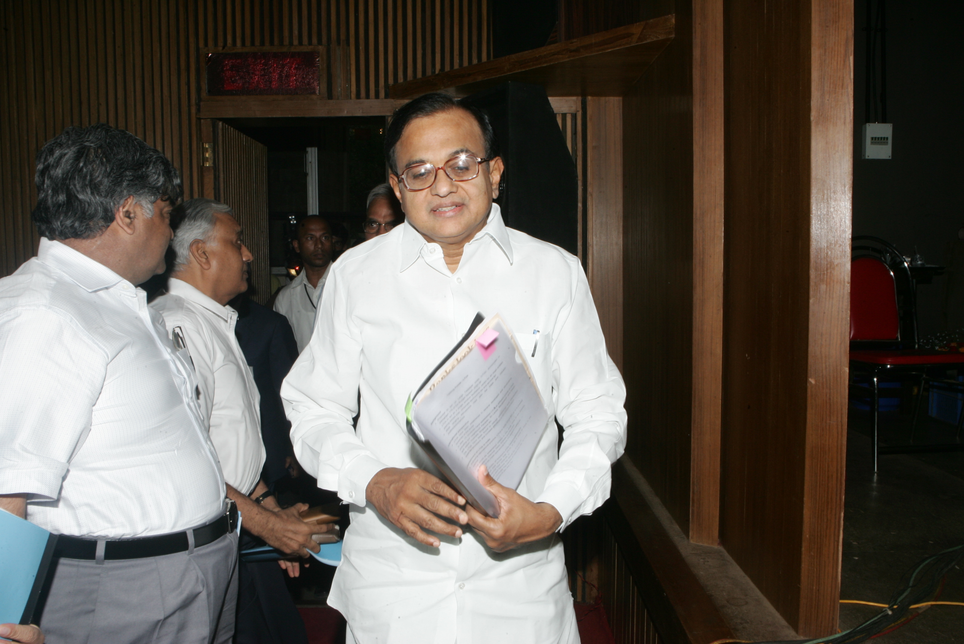 summons Chidambaram corruption case