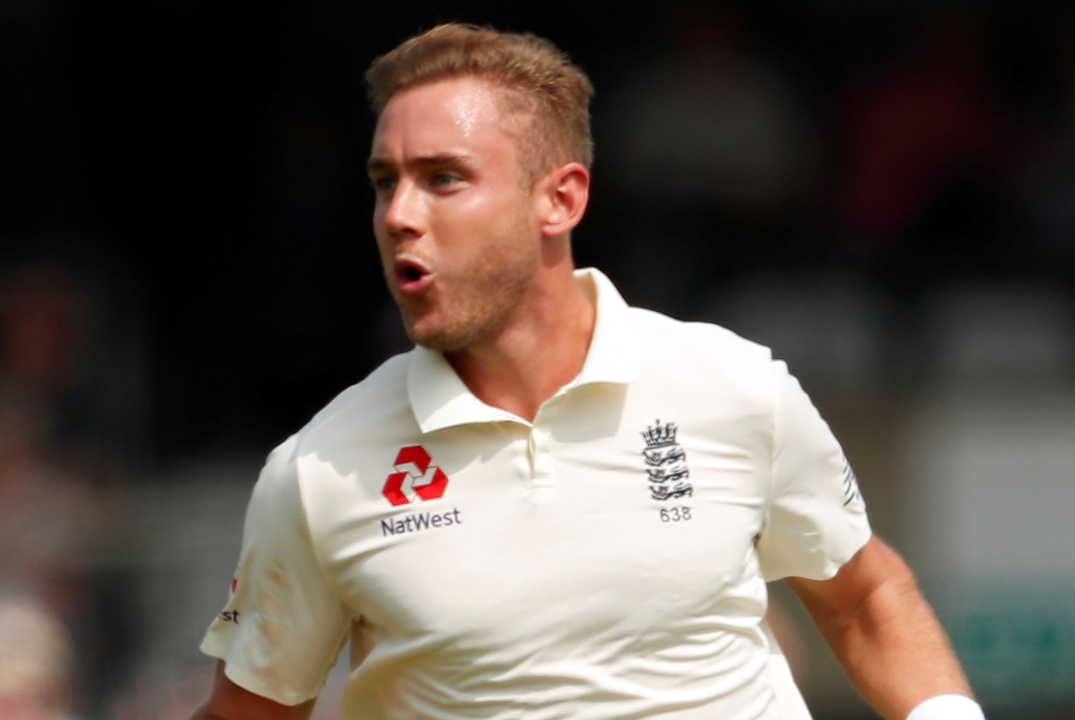 England take charge second Test