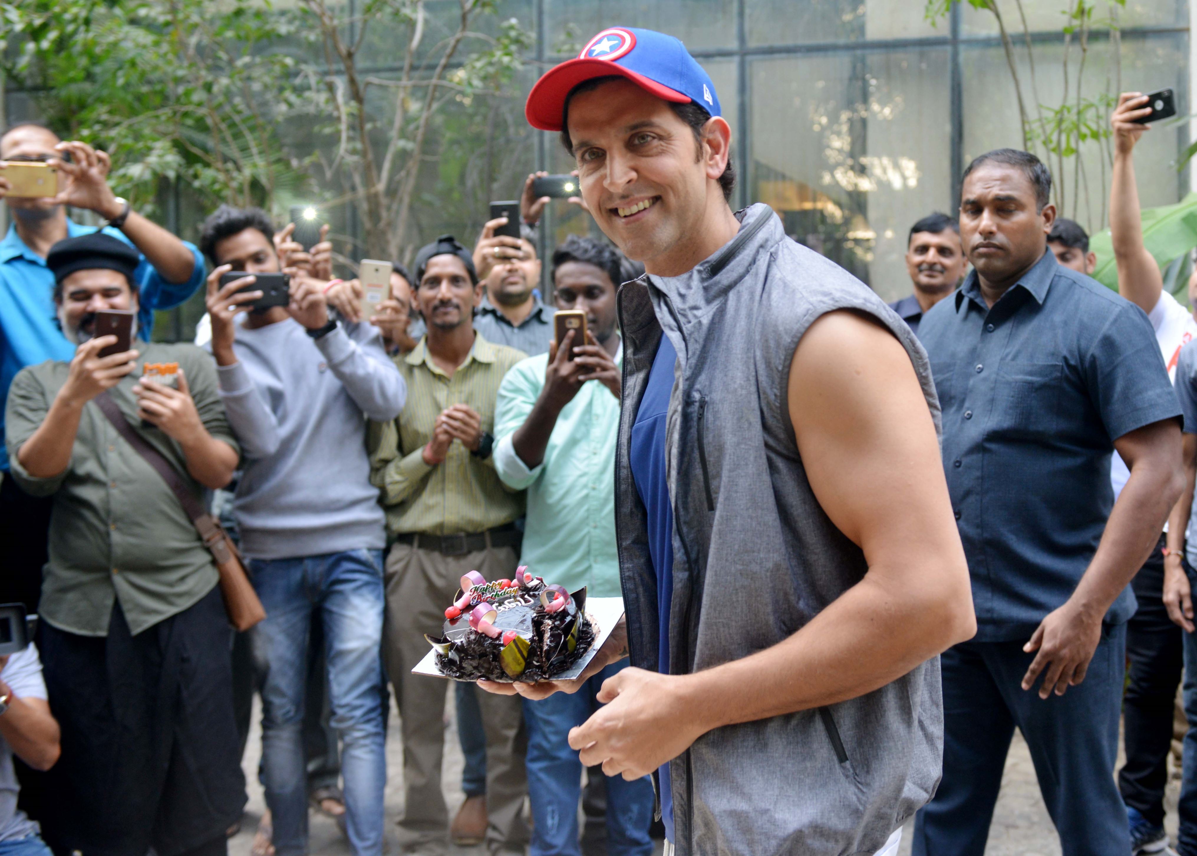 Hrithik party with Anand Kumarâ€™s